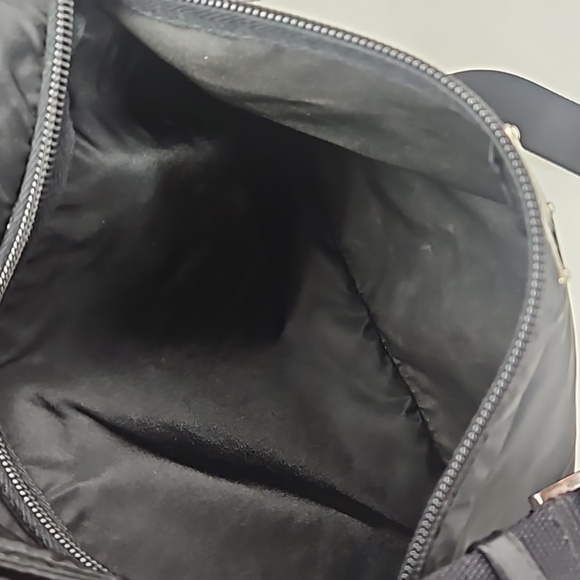 Authentic Prada Crossbody Bag Unisex - Picture 12 of 16